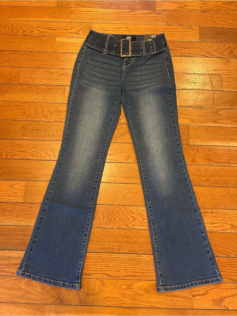 NEW Madden NYC Low Rise Bootcut Denim Jeans Flare Bell-Bottom Women's Size 4